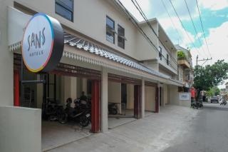 Sans Hotel Beskalan Malioboro - Yogyakarta - 3