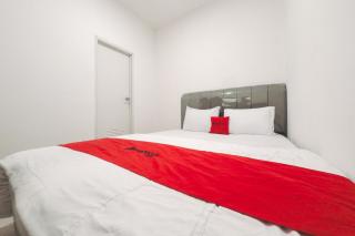 RedDoorz at Flamboyan Harapan Indah - Bekasi - 6