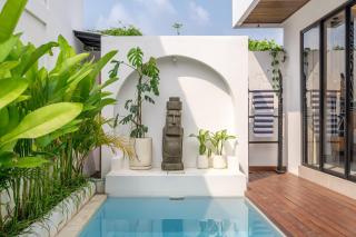 Bali Best - Kept Secret - Brand New Villa with Private Pool - Steps from the Action - Seminyak - 3