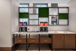 Hampton Inn & Suites by Hilton Pittsboro - 2