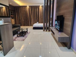 Regalia Comfort Suites KLCC SkyPool by City Homes - 2