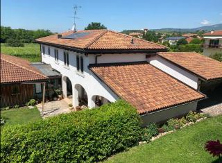 Casa Albertina - - 9