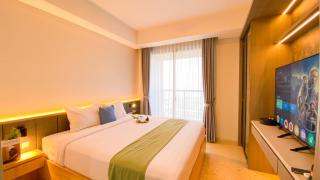 Warm and Cozy Studio Apartment at Gold Coast By Travelio - 9