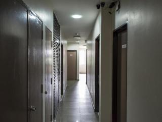 OYO 191 ML Inn Hotel - 6