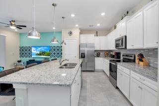 Beautiful Townhome on Prestigious Windsor Island Resort Orlando Townhome 5504 - 6