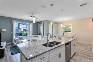 Luxury Townhome on Storey Lake Resort Orlando Townhome 5523 - 3