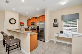 Luxury 5 Star Villa on Paradise Palms ResortMinutes from Disney World Orlando Townhome 5502 - 1