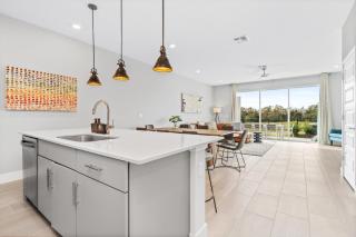 Beautiful Townhome on the Prestigious Reunion Resort and Spa Orlando Townhome 5800 - 5