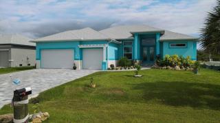 Luxury Contemporary Style House on Charlotte Harbor Area Charlotte County House 5841 - Placida - 9