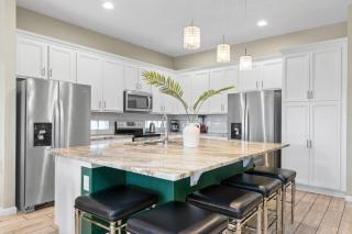 Luxury Contemporary Style Mansion on Solterra Resort Orlando Mansion 5808 - Davenport - 1