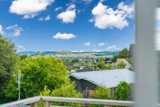 Rimu Retreat with wifi and 3 mins to town - Taupo - 9