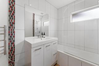 Rimu Retreat with wifi and 3 mins to town - Taupo - 2