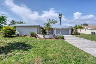 Rent this Luxury 5 Star Villa on Punta Gorda Charlotte County Villa 5866 - Punta Gorda - 6