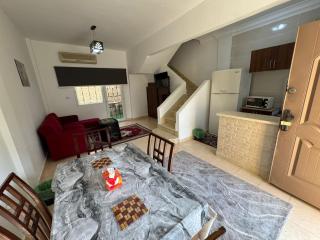 2BR Townhouse, Bath, backyard-822 - Sheikh Zayed - 1