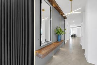 Chic Villa with 6 Bedrooms and Game Room 6300 - 6