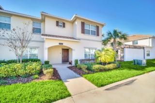 Stay in Style at This 5 BR Townhome 6304 - Davenport - 7