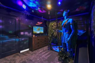 Luxurious Retreat in Prime Location 6318 - 8