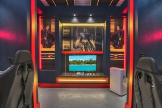 Elegant 6 Bedroom Oasis for Relaxation 6352 - 9