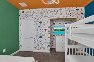 Elegant 6 Bedroom Oasis for Relaxation 6352 - 5