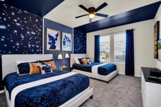 Modern 10 Bedroom Villa with Amenities 6358 - 4