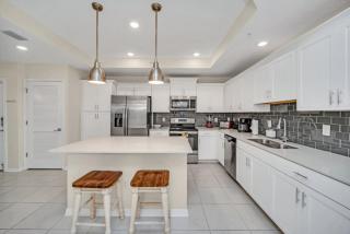 Chic Urban Oasis with 3 Bedrooms 6333 - Kissimmee - 6