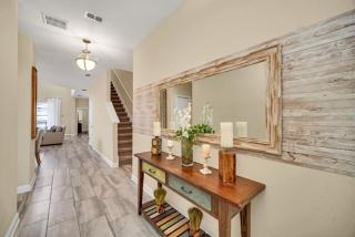 Modern Villa with Game Room Theater 6334 - 9