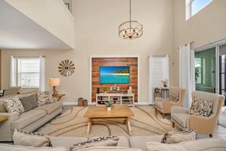 Modern Villa with Game Room Theater 6334 - 3