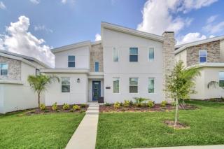 Modern Oasis in a Tranquil Setting 6362 - 5