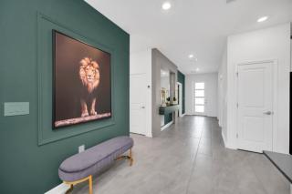 Modern Oasis in a Tranquil Setting 6362 - 4