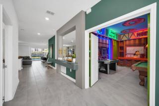 Modern Oasis in a Tranquil Setting 6362 - 3