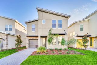Tranquil Oasis for Large Groups 6366 - Davenport - 6