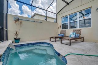 Cozy 4BR Cottage with Fireplace 6379 - Kissimmee - 0