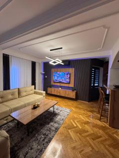 Urban square rent - 1
