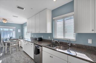 Charlotte County Villa 5872: Canal-Front Private Pool Oasis - Placida - 6