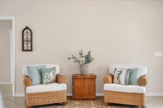 Relaxing Cape Coral Villa 1000: Pool on the Canal - Cape Coral - 8