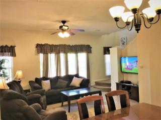 Luxury Orlando Townhome 6425 - Emerald Island Resort Stay - Kissimmee - 9