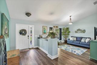 Book Your Getaway: South Gulf Cove Pool Villa 5880 - Port Charlotte - 4