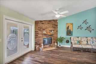 Book Your Getaway: South Gulf Cove Pool Villa 5880 - Port Charlotte - 2