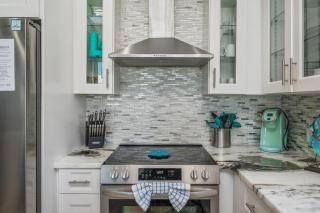 1125 Shoreline Towers Penthouse 3Bd Free Beach Set Garage Space - Destin - 2