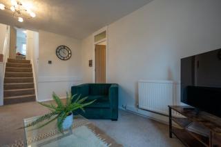 Gandhi Court - Watford - 3