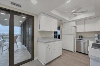Stay at Sarasota County Villa 1005: Gulf Views Resort Amenities - Siesta Key - 5