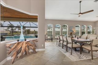 Lux Canal-Access Villa 5887: Pool Spa Pet-Friendly - Port Charlotte - 9
