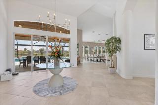 Lux Canal-Access Villa 5887: Pool Spa Pet-Friendly - Port Charlotte - 5