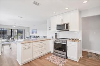 Charlotte County Condo 5889: Tranquil Stay by the Pool - Punta Gorda - 3