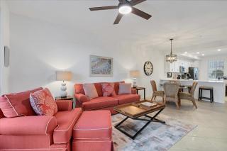 Condo 5896 at Heritage Landing: Relax Unwind Here - Burnt Store Marina - 2