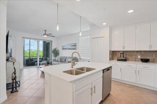 Charlotte County Condo 5895 - Relax Golf Paradise - Burnt Store Marina - 4