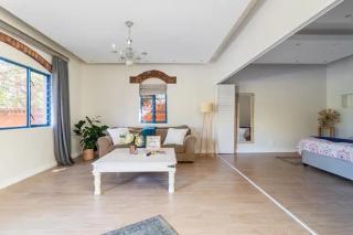 Sunset Beach holiday accommodation - Cape Town - 5