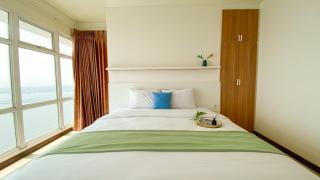 Best Homey and Spacious 3BR at Green Bay Condominium Apartment By Travelio - 8