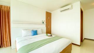 Best Homey and Spacious 3BR at Green Bay Condominium Apartment By Travelio - 7