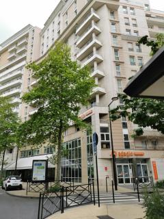 Appart Hotel La Defense - Courbevoie - 9
